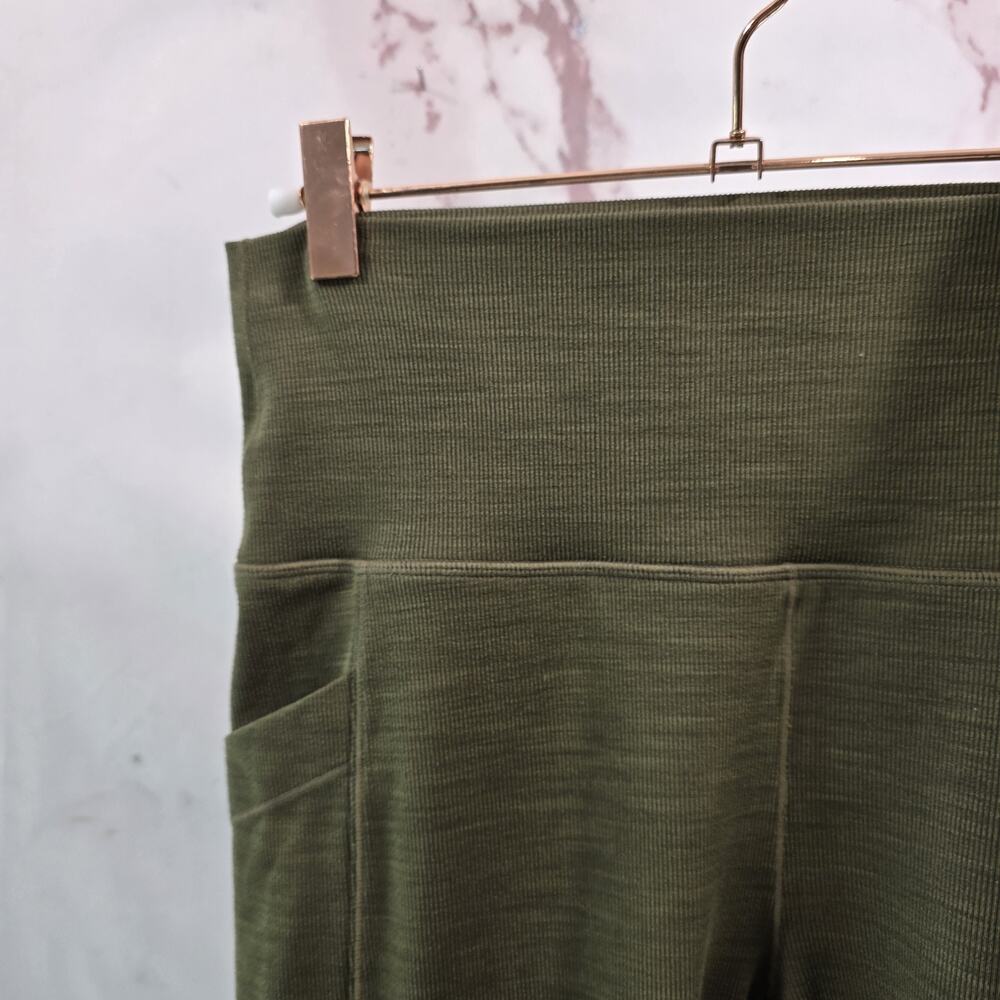 Prana Leggings Womens Large Green Becksa Ribbed High Rise Crop Short Length 7/8 - Picture 2 of 12